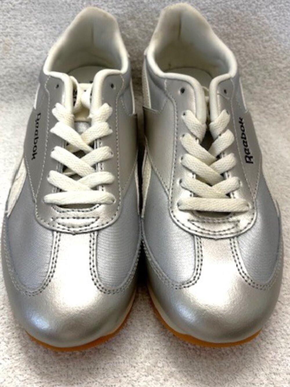 Reebok lace-up low sheen metallic silver sneakers with white accents NWOT Size 7